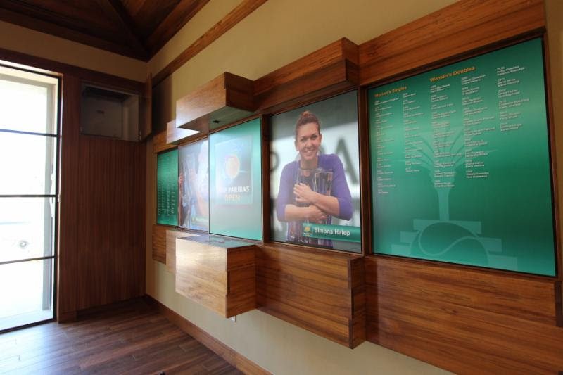 Player, celebrity, VIP entrance